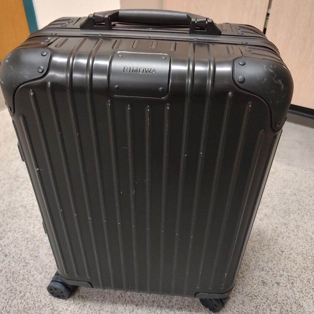 Rimowa Original Cabin Aluminum Carry on Suitcase Black
